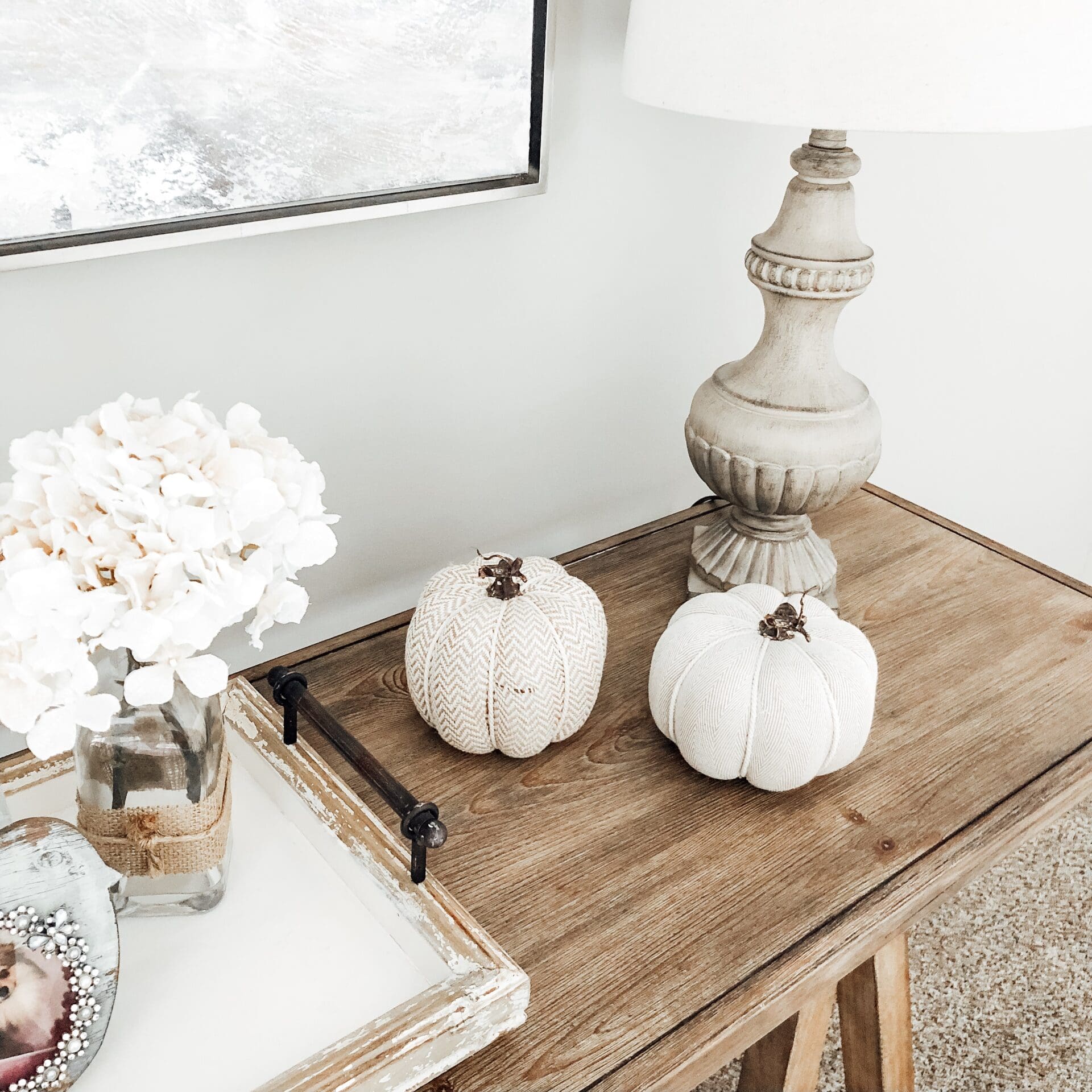 HOW I DECORATE FOR FALL