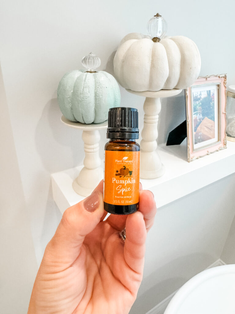 Pumpkin spice essential oil blends contain the warm and familiar scents of cinnamon, clove, nutmeg, and ginger.