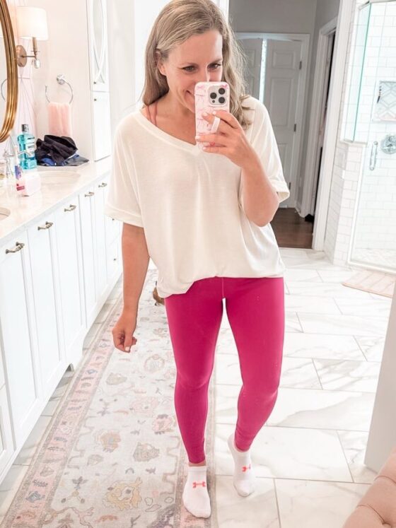 Photo showcasing soft and comfy leggings paired with an oversized tee. The leggings feature a buttery soft texture and a secure fit, perfect for workouts or lounging, while the oversized tee offers a breathable and stylish look, ideal for both casual wear and exercise.